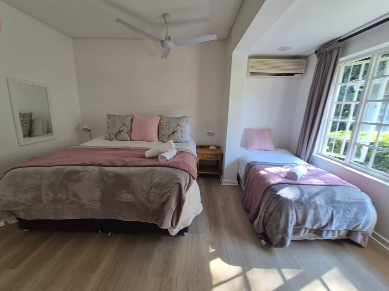 Athlone Lodge - Ben Suite (24)